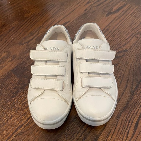 Prada girls white leather sneakers size 29 - Picture 7 of 8